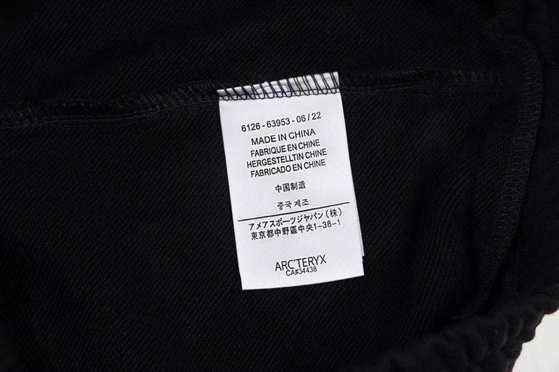 아크테릭스 레트로 로고 루프백 쇼츠 001-186650