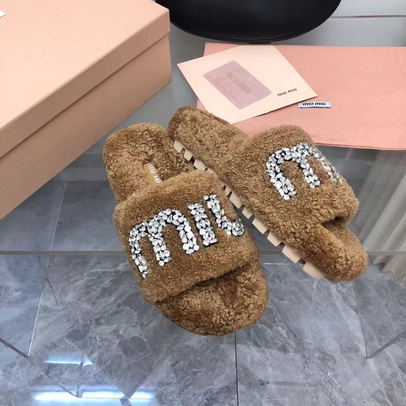 미우미우 뉴钻扣 퍼 슬리퍼 001-188267