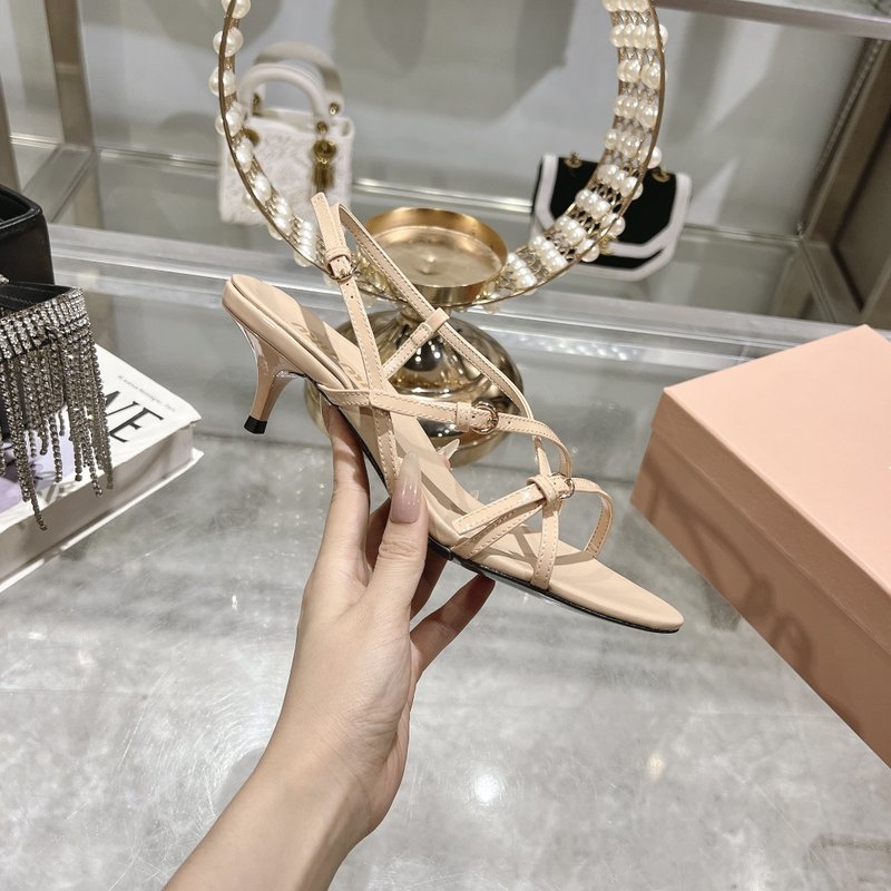 미우미우 봄여름 새끼발가락 힐 샌들 001-188326