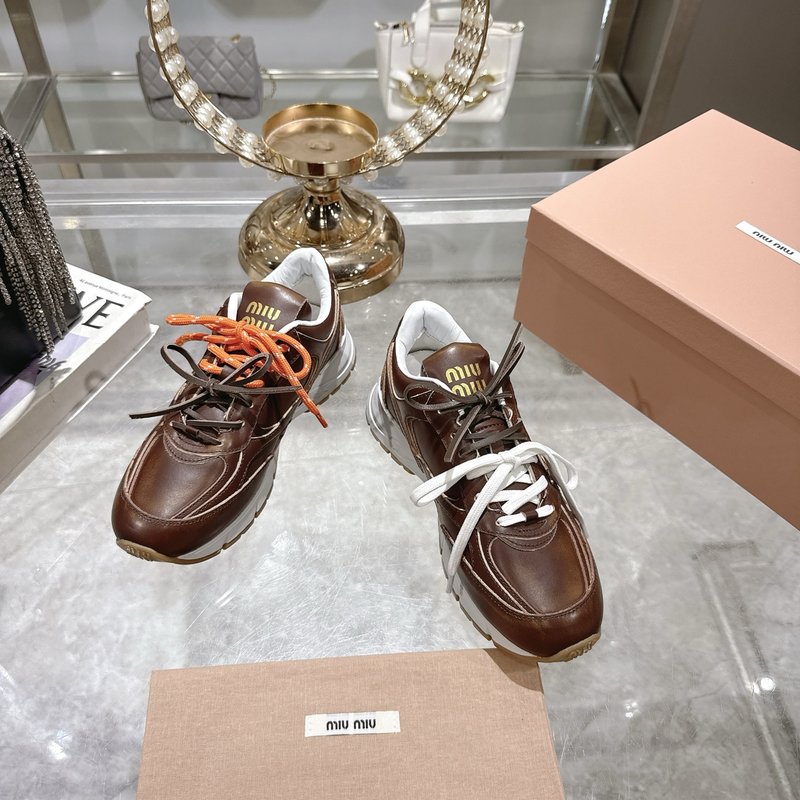 미우미우 빈티지 distressed 두꺼운 밑창 캐주얼 001-188375