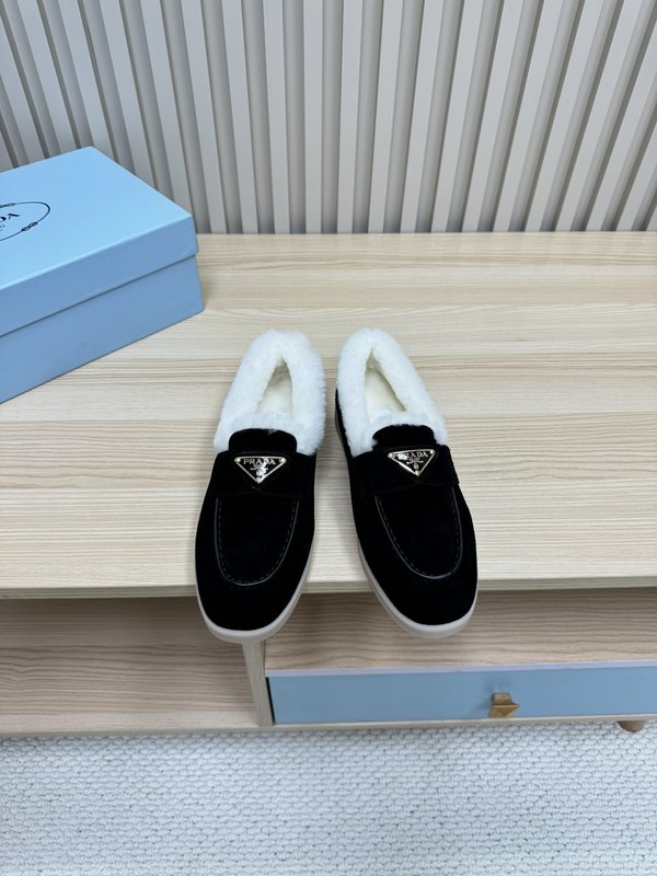 프라다 가을 겨울 울 칼라 로퍼 001-188569