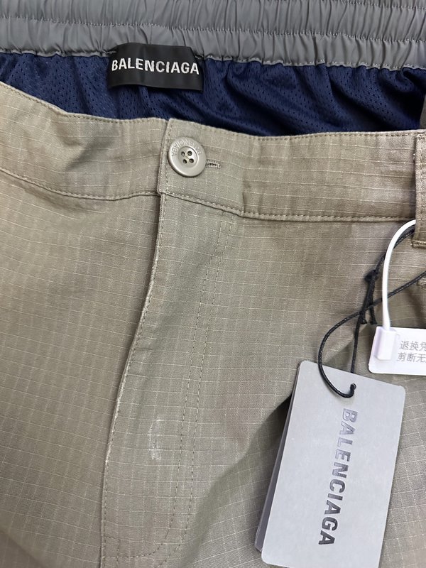 발렌시아가 패치워크 카고 팬츠 001-189511