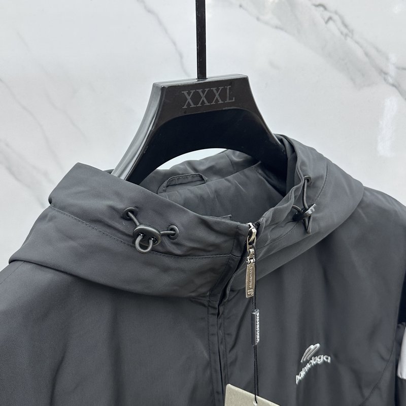 발렌시아가 로고 컬러 블록 지퍼 자켓 001-189512