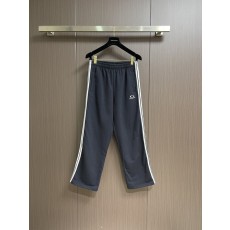 발렌시아가 블루 엠블럼 스트라이프 트랙팬츠 001-189525