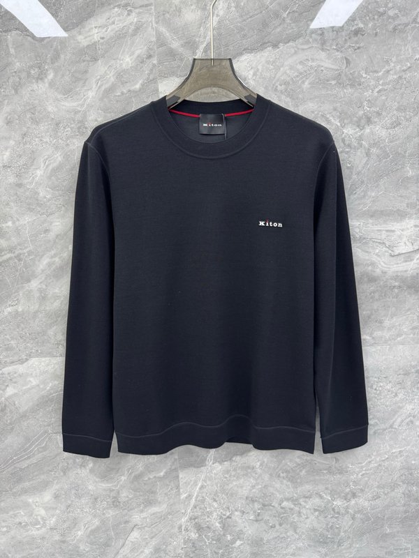 Kiton 남성 프리미엄 미니멀 로고 니트 긴팔 001-189936
