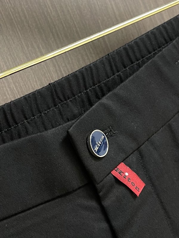 Kiton 빈티지 캐주얼 슬랙스 남성용 001-189948