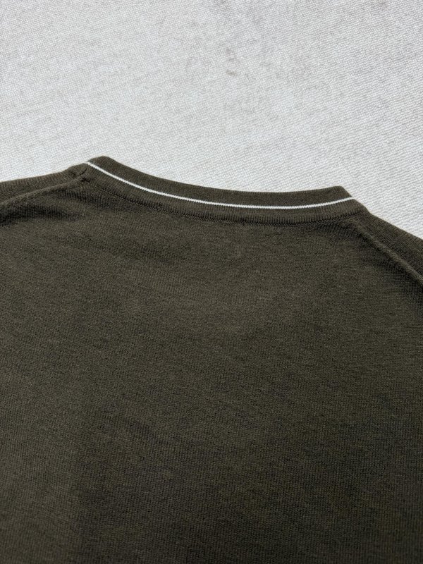 Kiton 니트 긴팔 라운드넥 상의 001-189975