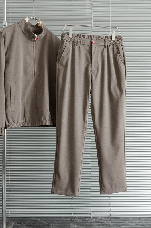 Kiton 남성 캐주얼 스포츠 세트 재킷 및 바지 001-189979