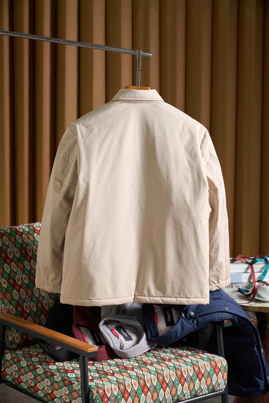 Kiton 남성용 경량 보온 패딩 자켓 001-190005