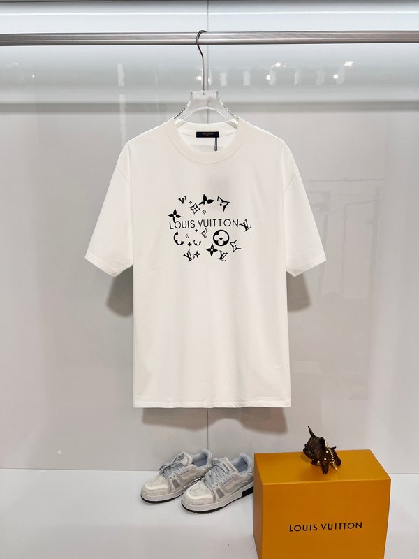 루이비통 면 라운드넥 반팔 티셔츠 001-190325