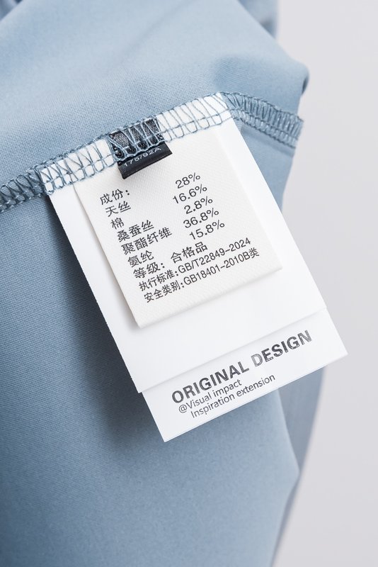 로로피아나 남성 실크 혼방 라운드넥 반팔 티셔츠 001-191330
