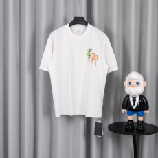 크롬하츠 26SS 봄여름 유니섹스 루즈핏 면 반팔 티셔 001-192147