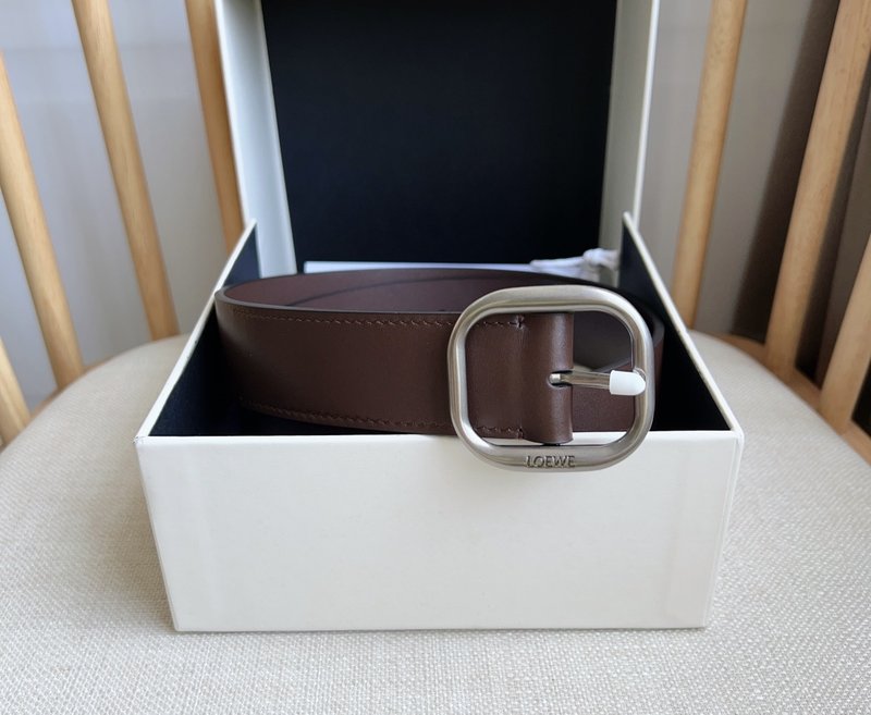 로에베 LOEWE 식물성 가죽 핀 버클 벨트 001-192639