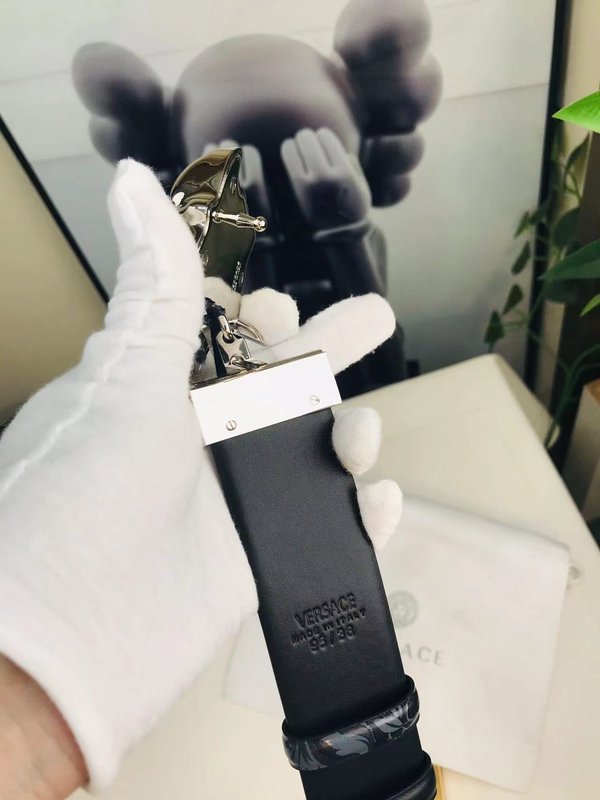 베르사체 Versace 양면 버클 벨트 001-192900
