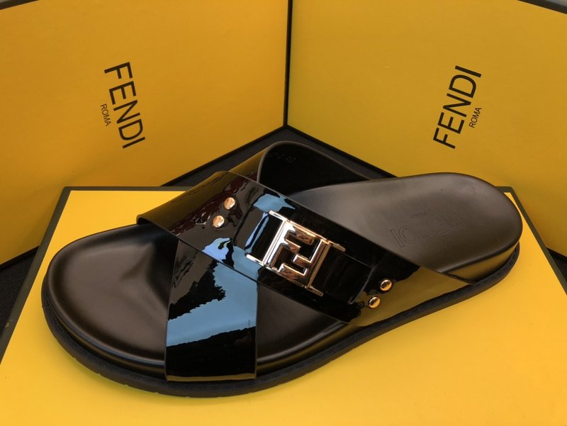 펜디 FENDI 남성 블랙 슬리퍼 001-193365