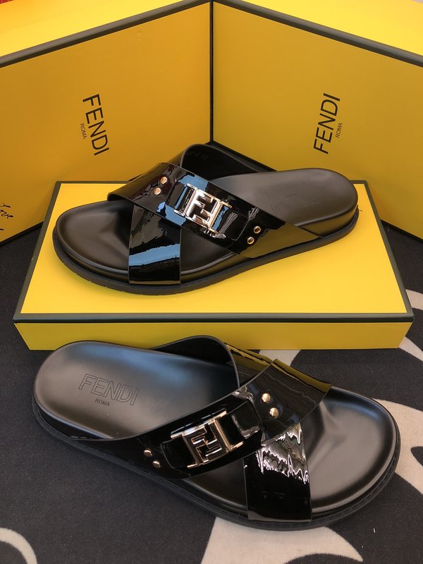 펜디 FENDI 남성 블랙 슬리퍼 001-193365