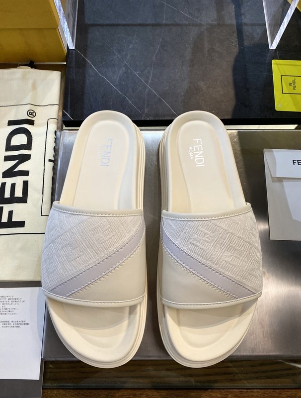 펜디 FENDI 남성용 FF 자카드 슬리퍼 샌들 001-193435