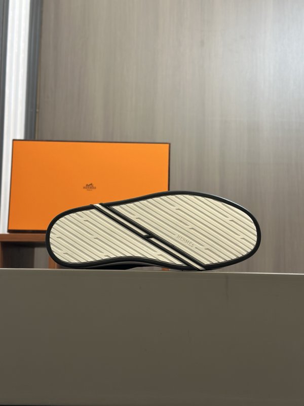 에르메스 나파 소가죽 캐주얼 남성용 신발 001-194620