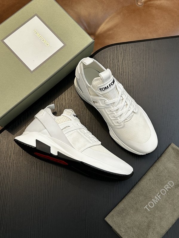 TOM FORD 가죽 로우탑 슈즈 001-195180