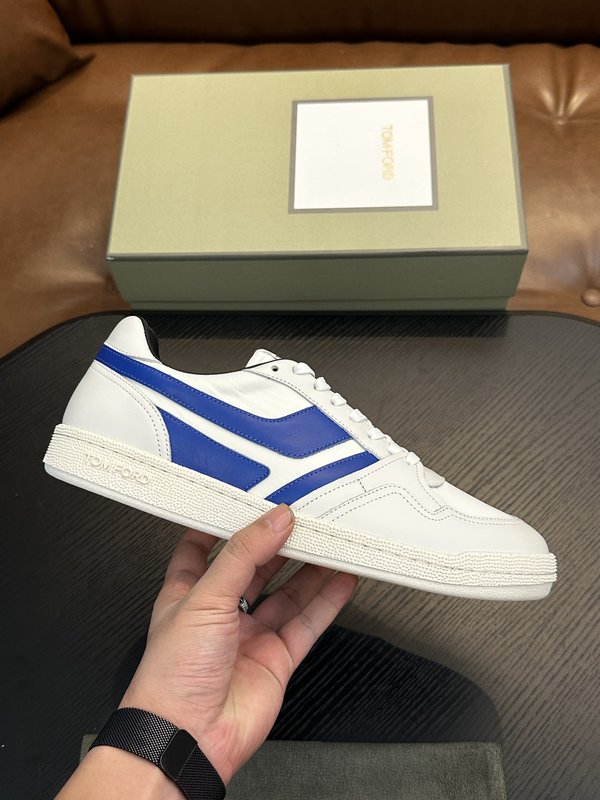 TOM FORD 가죽 로우탑 스니커즈 001-195244