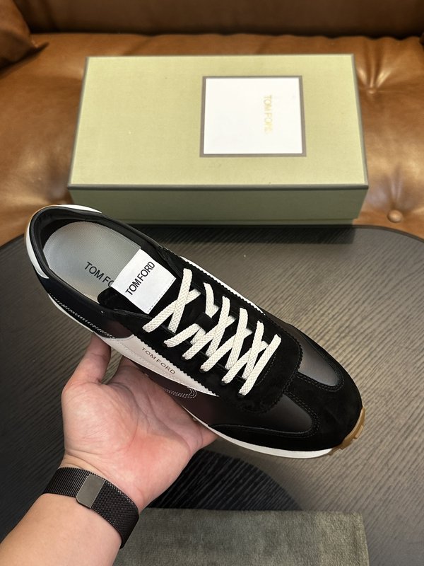 TOM FORD 캠브리지 스웨이드 로우톱 스니커즈 001-195256