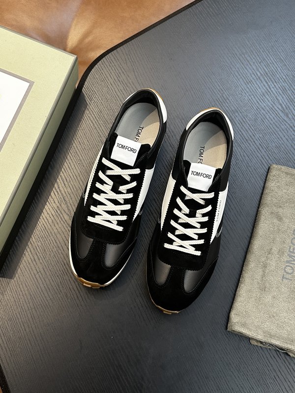 TOM FORD 캠브리지 스웨이드 로우톱 스니커즈 001-195256