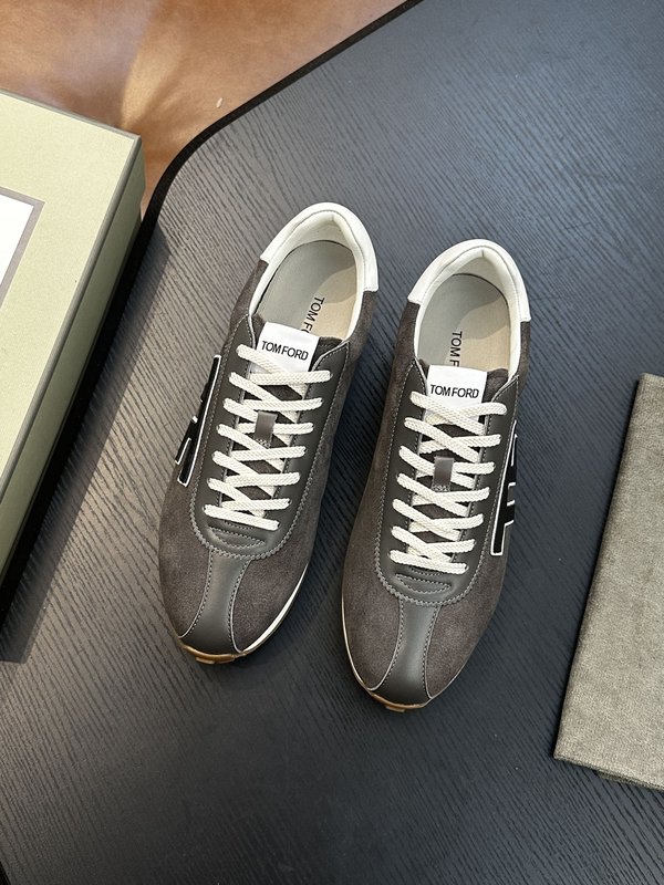 TOM FORD 스웨이드 로우탑 스니커즈 001-195257