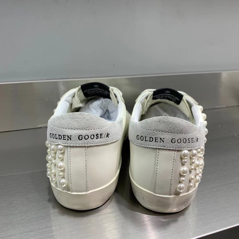 Golden Goose 운동화 001-195402