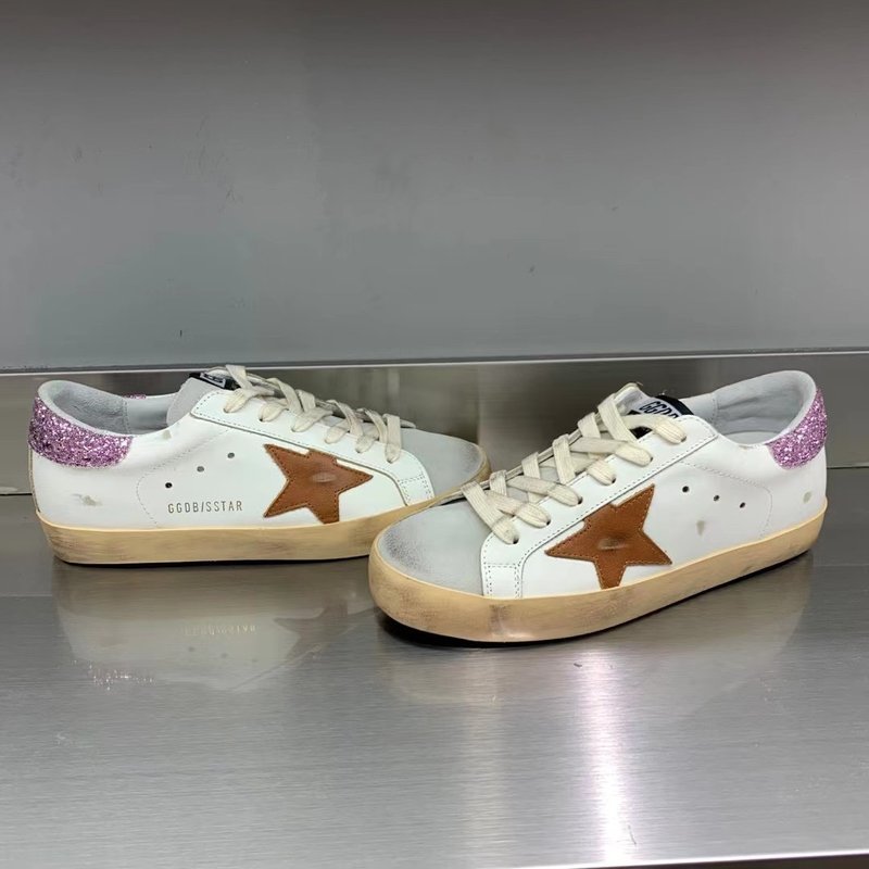 Golden Goose Super Star 운동화 001-195404