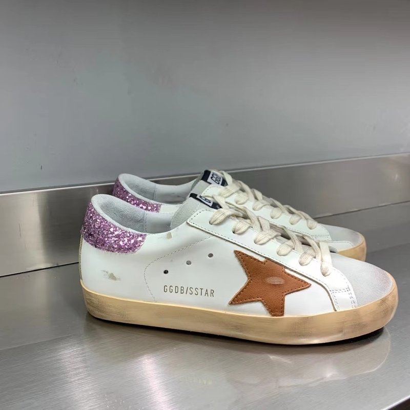 Golden Goose Super Star 운동화 001-195404