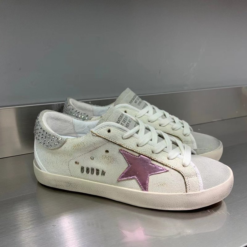 Golden Goose 클래식 스타 운동화 001-195417