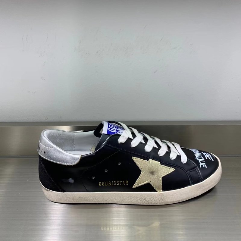 Golden Goose 슈퍼스타 운동화 001-195493