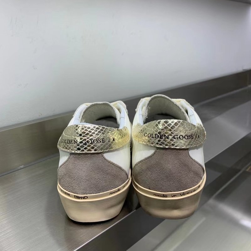 Golden Goose Hi Star 운동화 001-195503