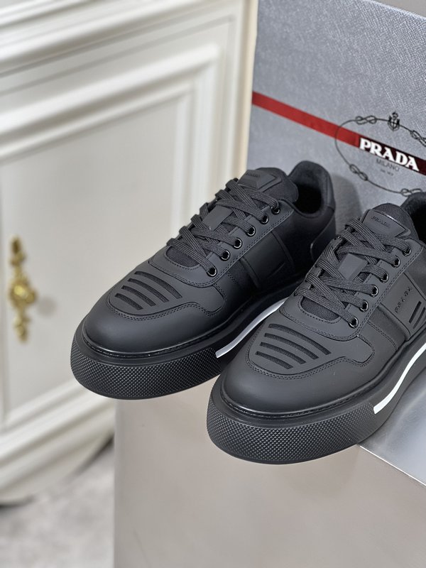 PRADA 남성 두꺼운 바닥 캐주얼 운동화 001-195565
