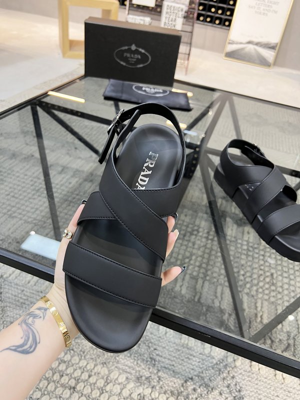 Prada 프라다 남성春夏 가죽 슬리퍼 001-195619