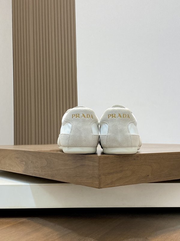 Prada 프라다 남성 레더 운동화 001-195861