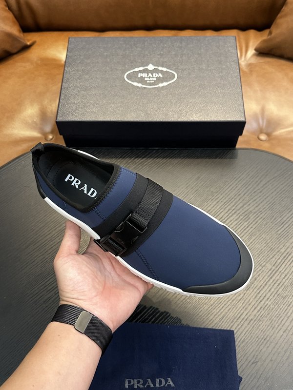 Prada 프라다 남성 나일론 운동화 001-195875