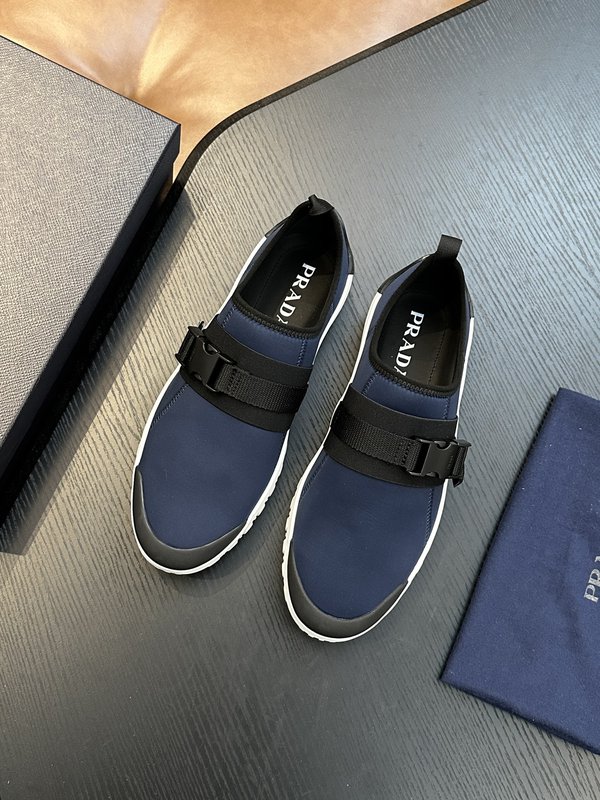 Prada 프라다 남성 나일론 운동화 001-195875