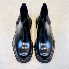 PRADA 클래식 라운드 토 남성 가죽 부츠 001-195985