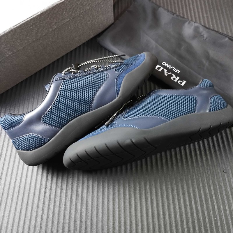 프라다 PRADA 블루 캐주얼 운동화 001-196053