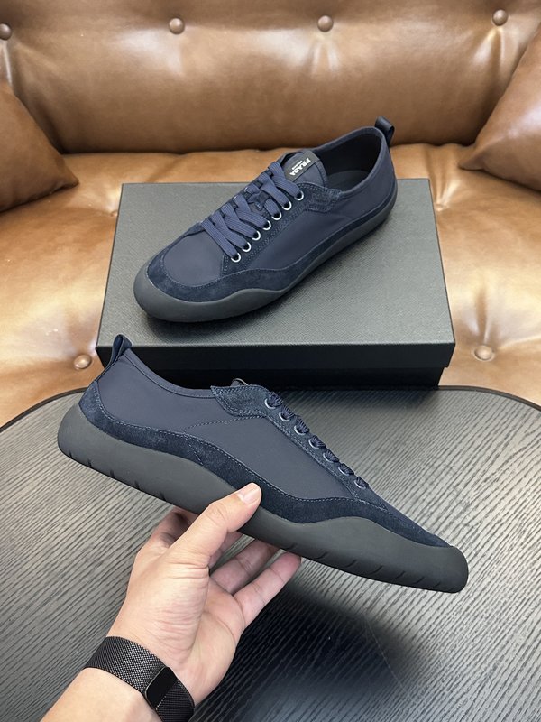 Prada 프라다 남성 나일론 운동화 001-196056