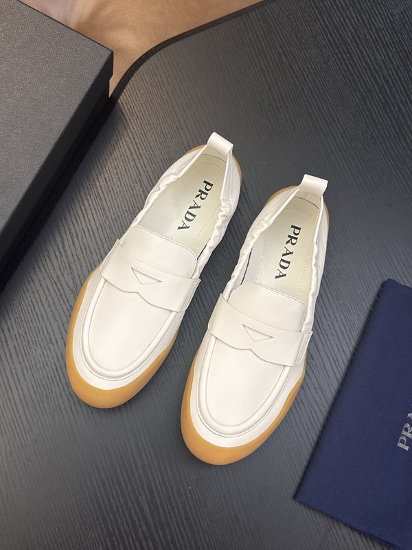 Prada 프라다 남성 나일론 운동화 001-196074