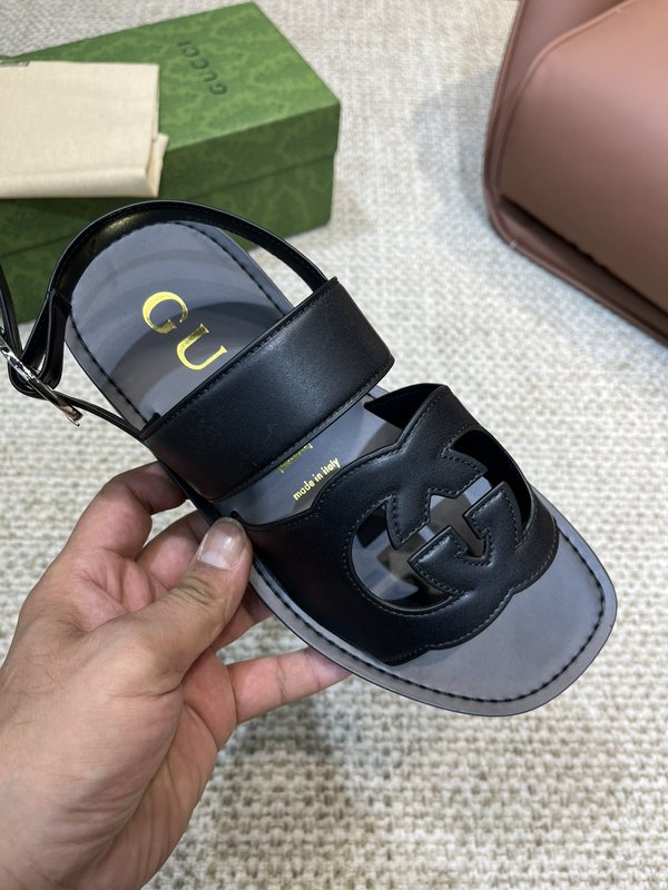 GUCCI 여름 남성 소가죽 슬리퍼 001-196176