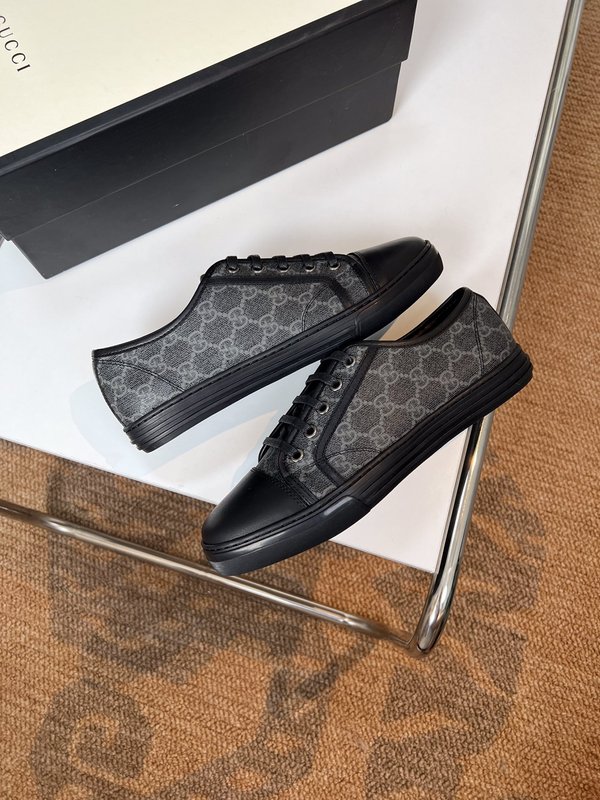 GUCCI 클래식 남성화 수입 가죽 더블 G 001-196203