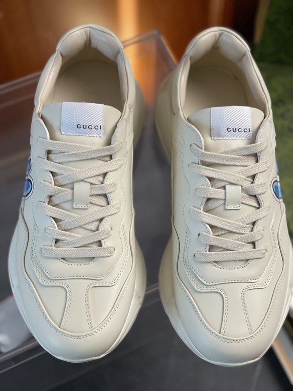 Gucci 구치 2023 토끼 한정판 Rhyton 운동 001-196211