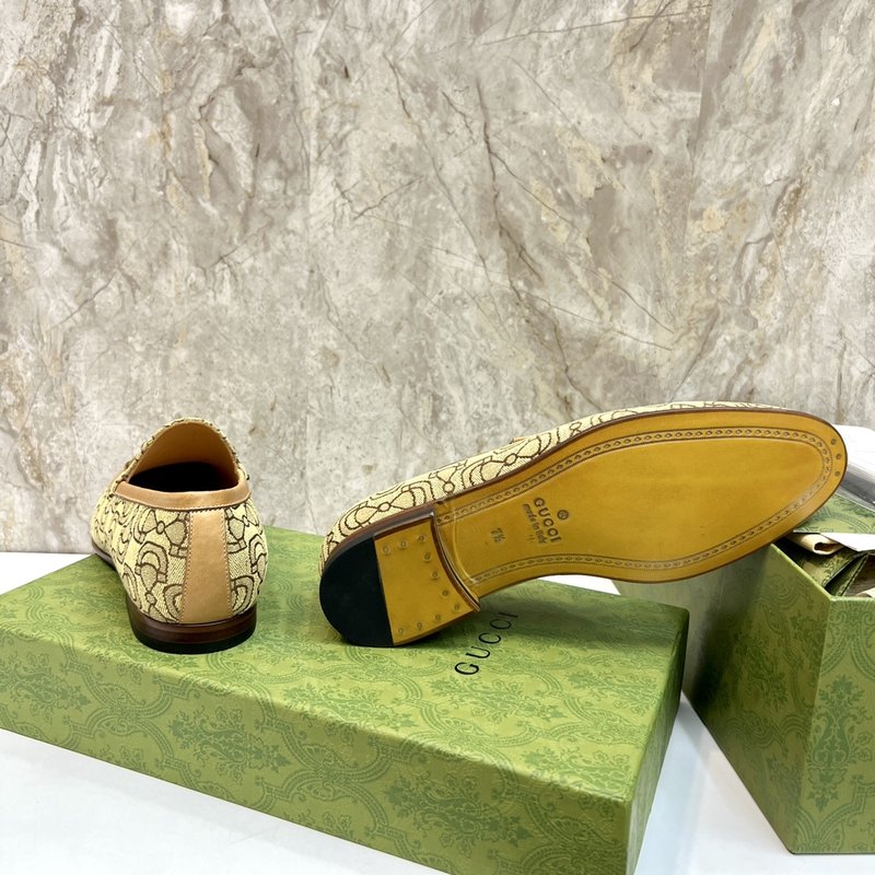 GUCCI 구찌 남성 패션 캐주얼 가죽 신발 001-196262