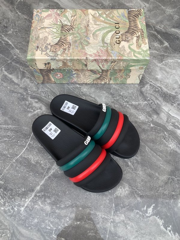 GUCCI 남성 GG 패턴 슬리퍼 001-196294