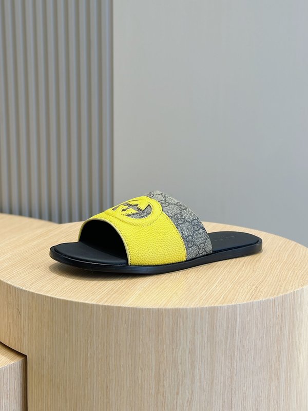 구찌 리도 남성 인터로킹 G 슬리퍼 001-196366