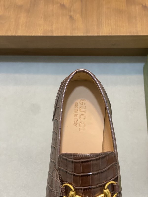 GUCCI 구찌 오리지널 가죽 바닥 로퍼 001-196403