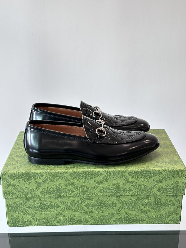 Gucci 남성 가죽 말장식 캐주얼 구두 001-196443